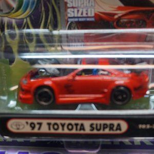 Vintage Muscle Machines Die Cast Collectibles